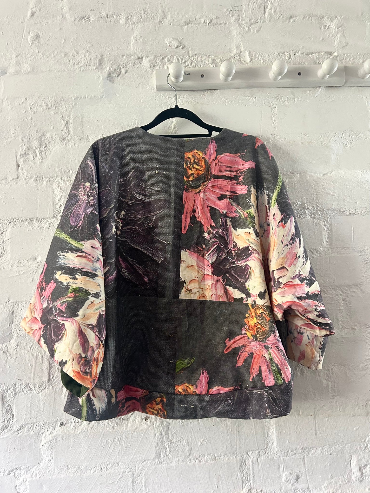 LINDA FLORAL | THE KIMONO