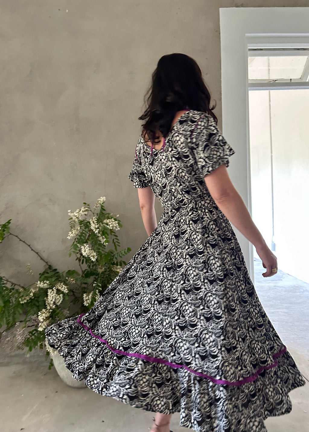 NEW - BLACK + WHITE | SWING DRESS