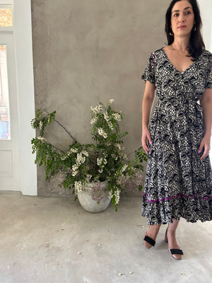 NEW - BLACK + WHITE | SWING DRESS
