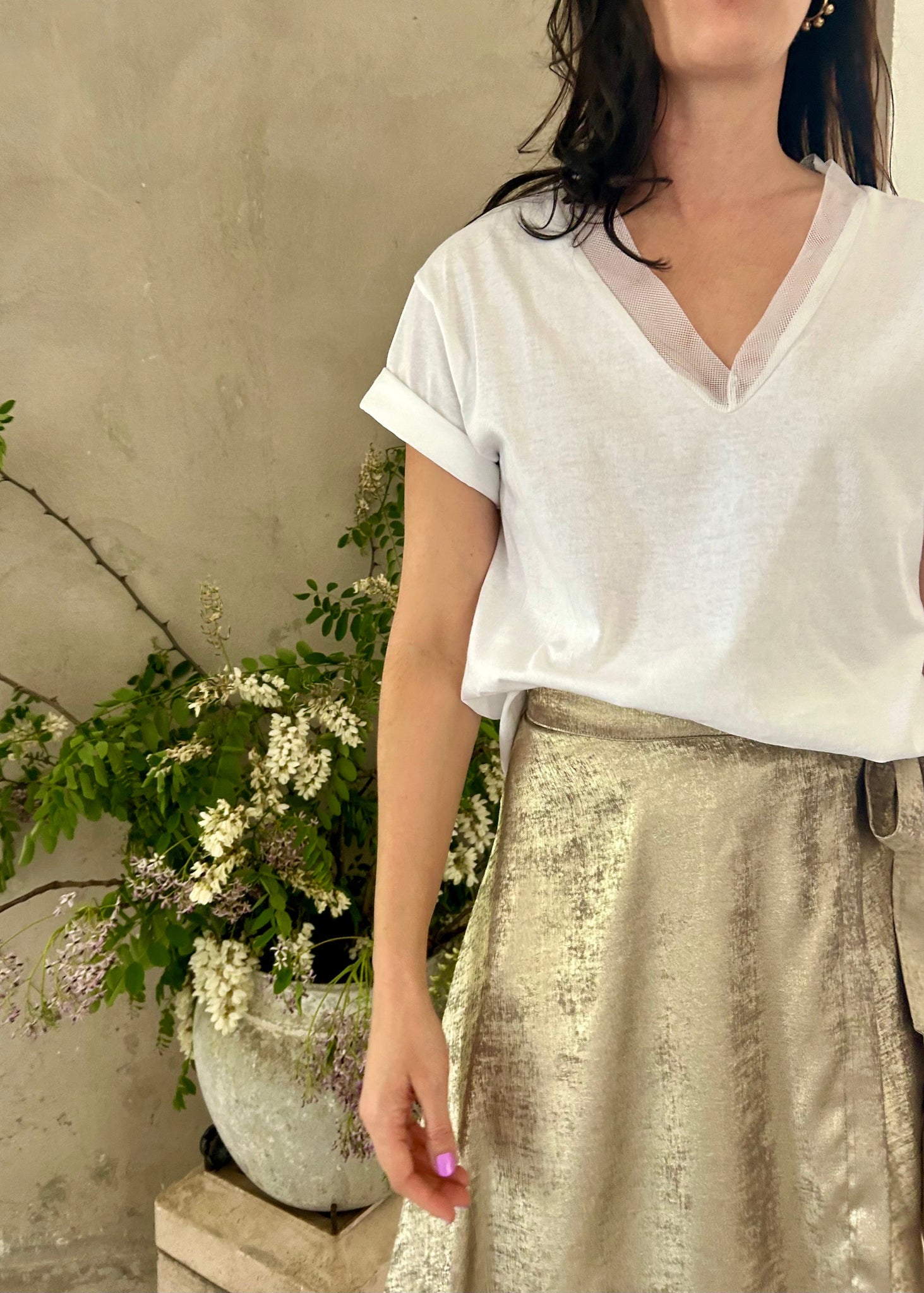 40% OFF T-SHIRT | WHITE OVERSIZED| V-NECK